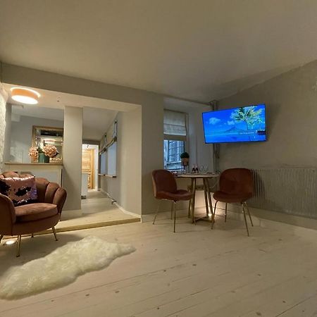 Cute Apartment For Young Travellers Рига Екстериор снимка